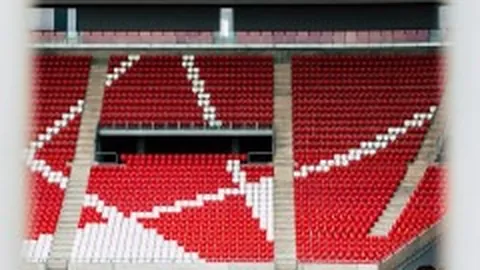 富勒姆2-0险胜，孙兴慜泪洒赛场